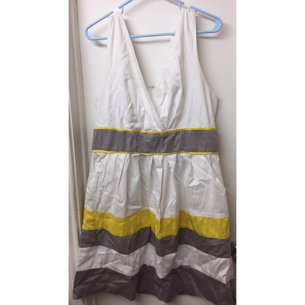 White dress size 18